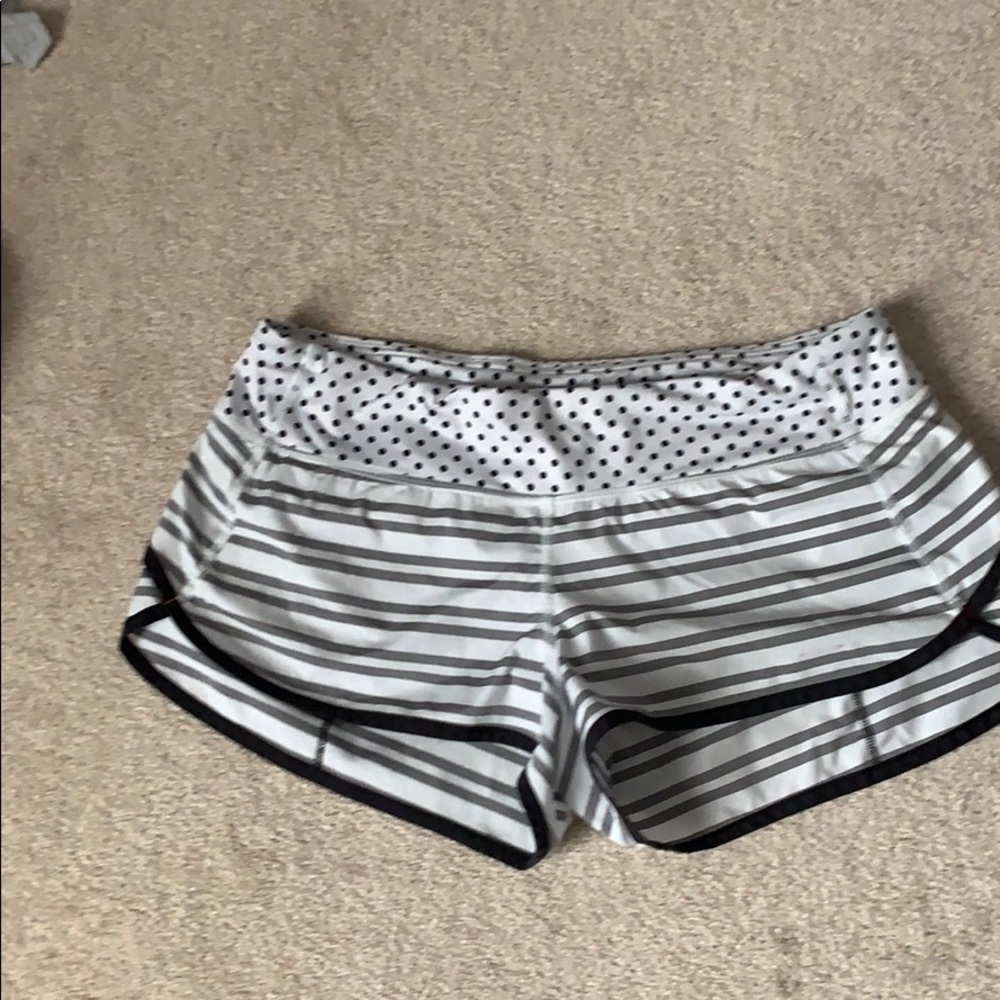 Lululemon run speeds 2 way stretch